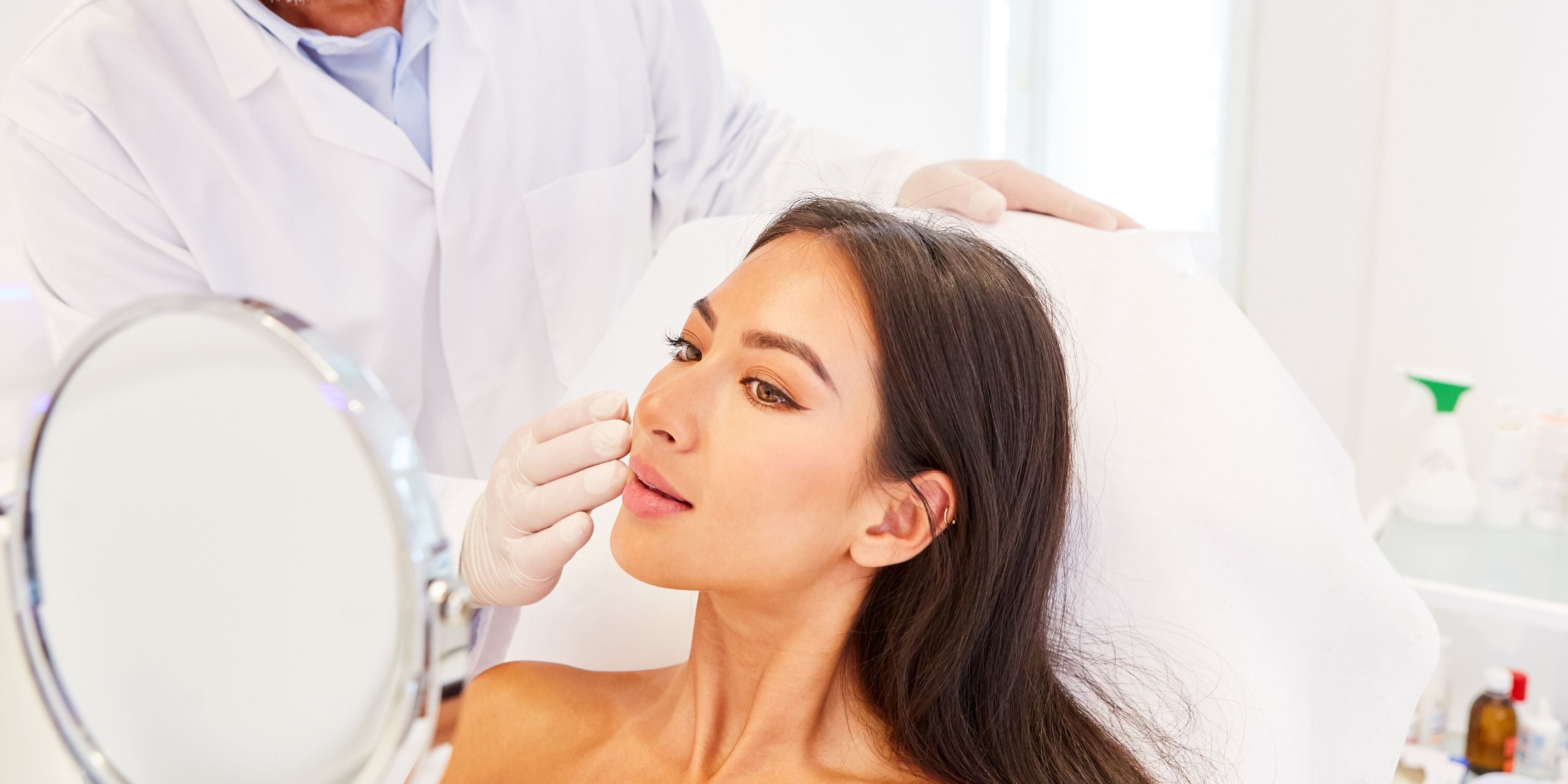 Can You Use Retinol with Red Light Therapy? What Dermatologists Recommend